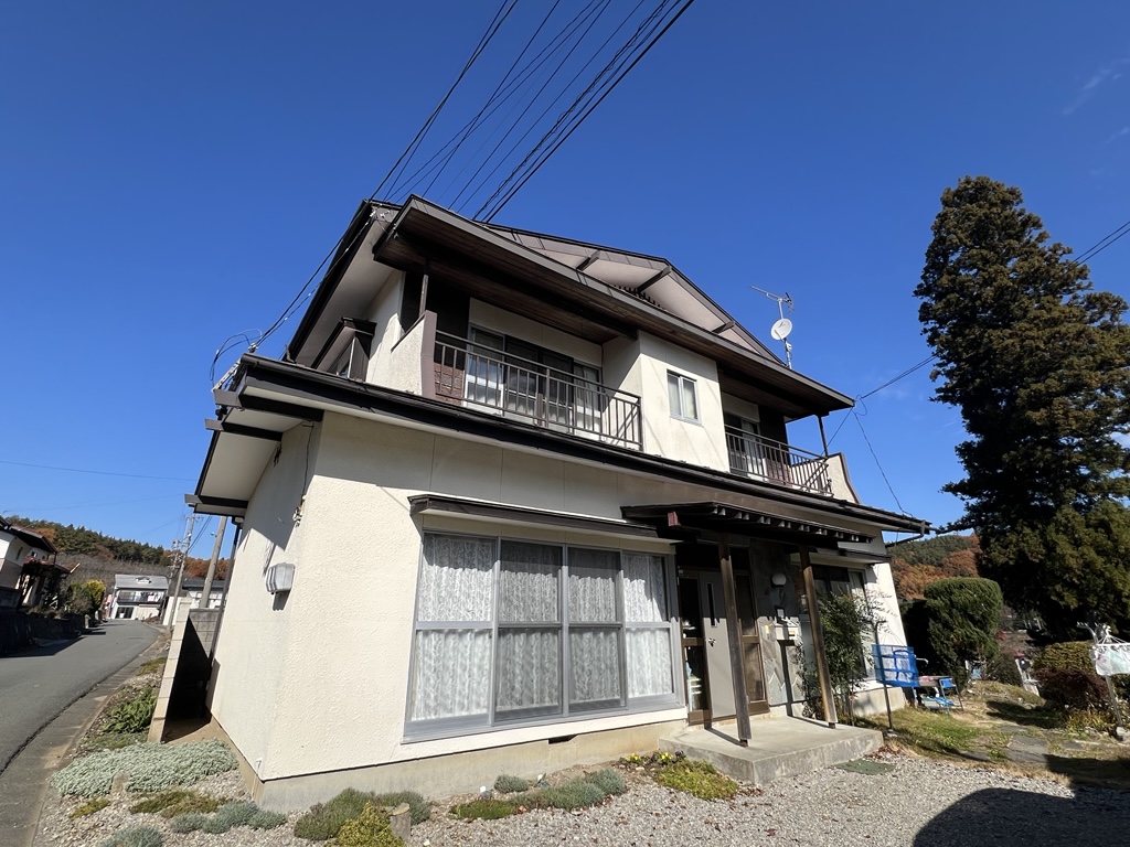 【comingsoon】<br/>
(R7-12)すずらんの里駅から徒歩7分。<br/>
使い勝手の良い間取りの２階建住居。<br/>
<br/>
